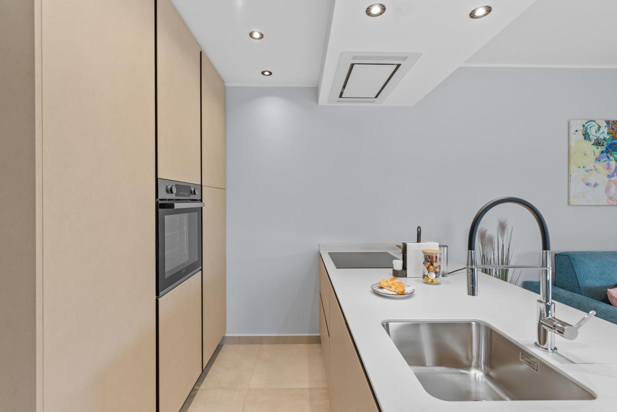 Alex Luxury Apartments โรวีน ภายนอก รูปภาพ