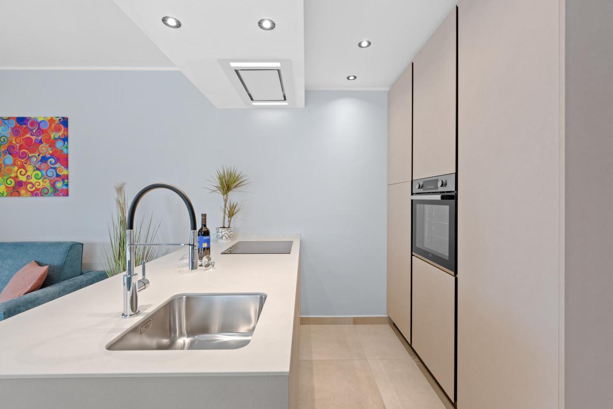 Alex Luxury Apartments โรวีน ภายนอก รูปภาพ